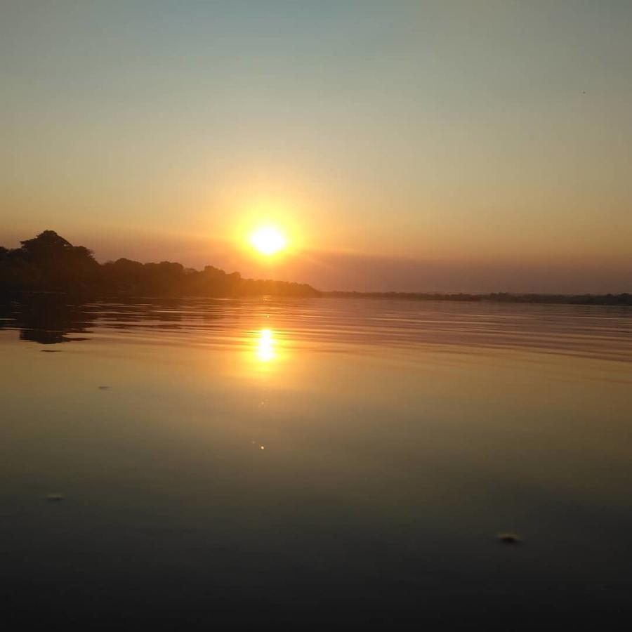 Caprivi Houseboat Safari Lodge Katima Mulilo Eksteriør bilde