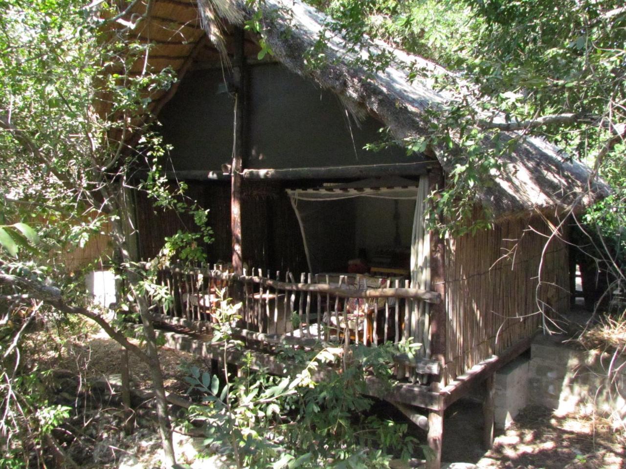 Caprivi Houseboat Safari Lodge Katima Mulilo Eksteriør bilde